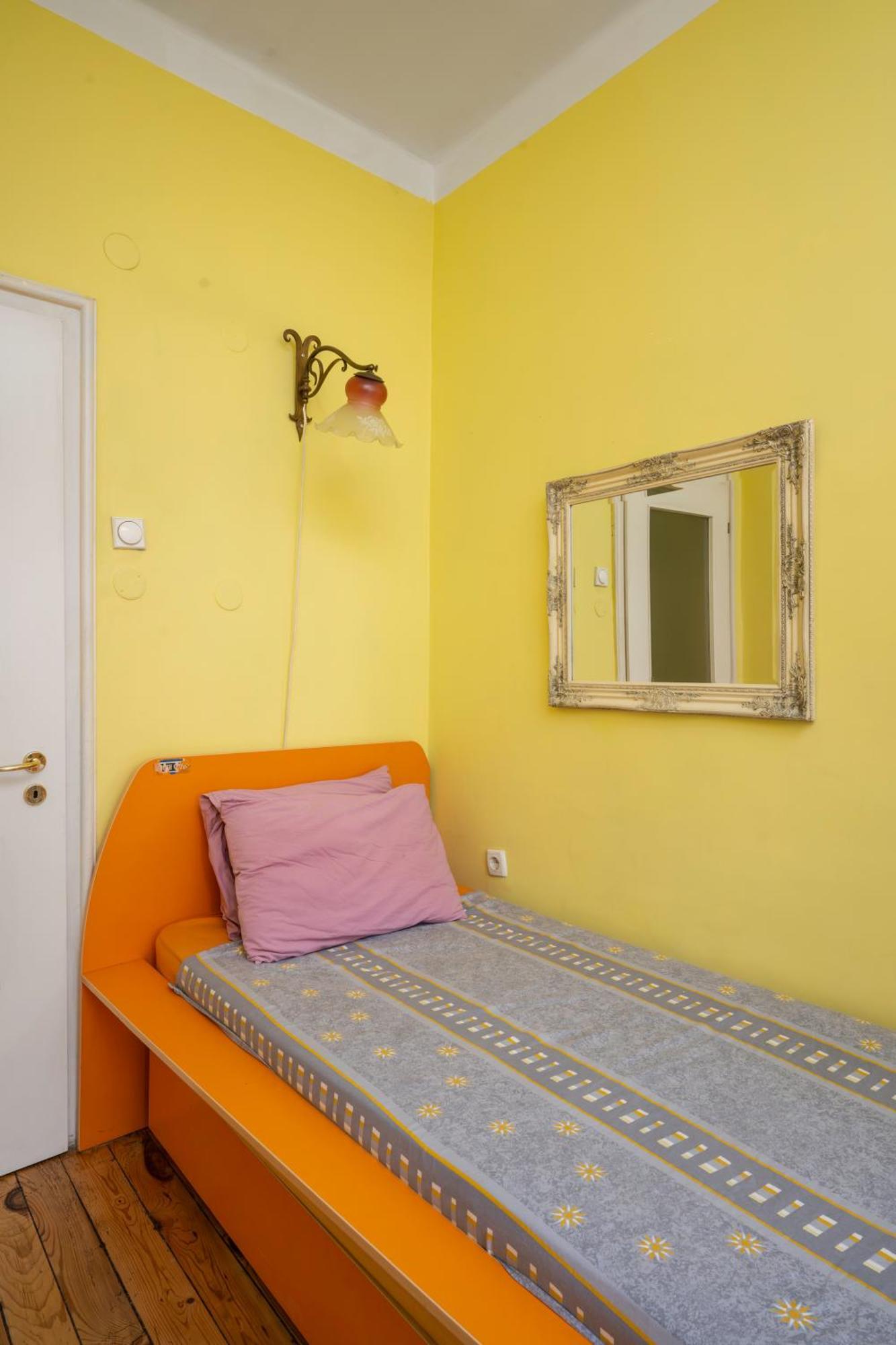 Sofia'S 1Bd Colourful Getaway Near Ndk Apartamento Exterior foto